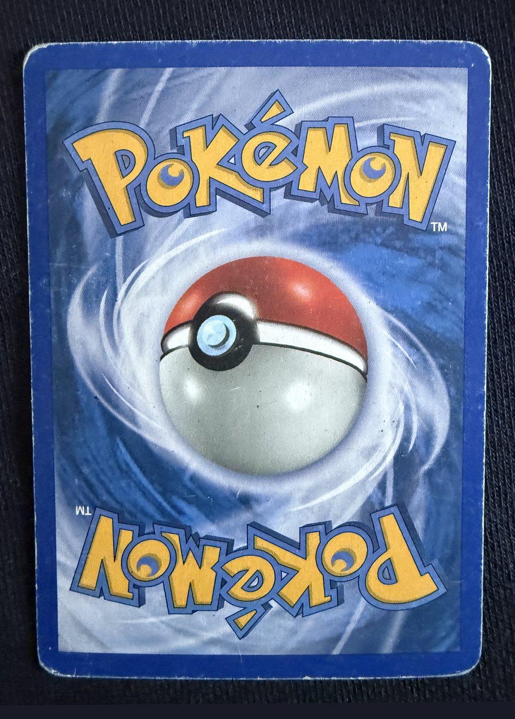 Charizard, verso da carta