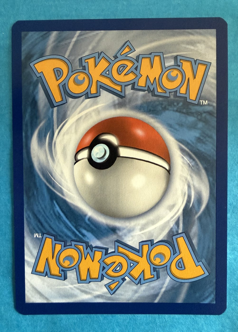 Charizard, verso da carta
