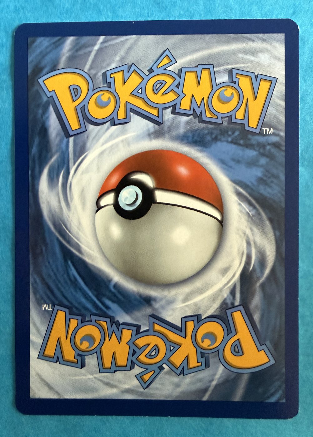 Charizard, verso da carta