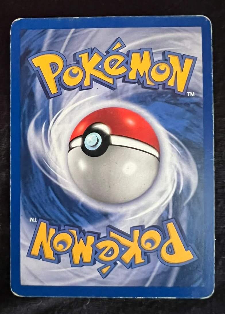 Dark Arbok, verso da carta