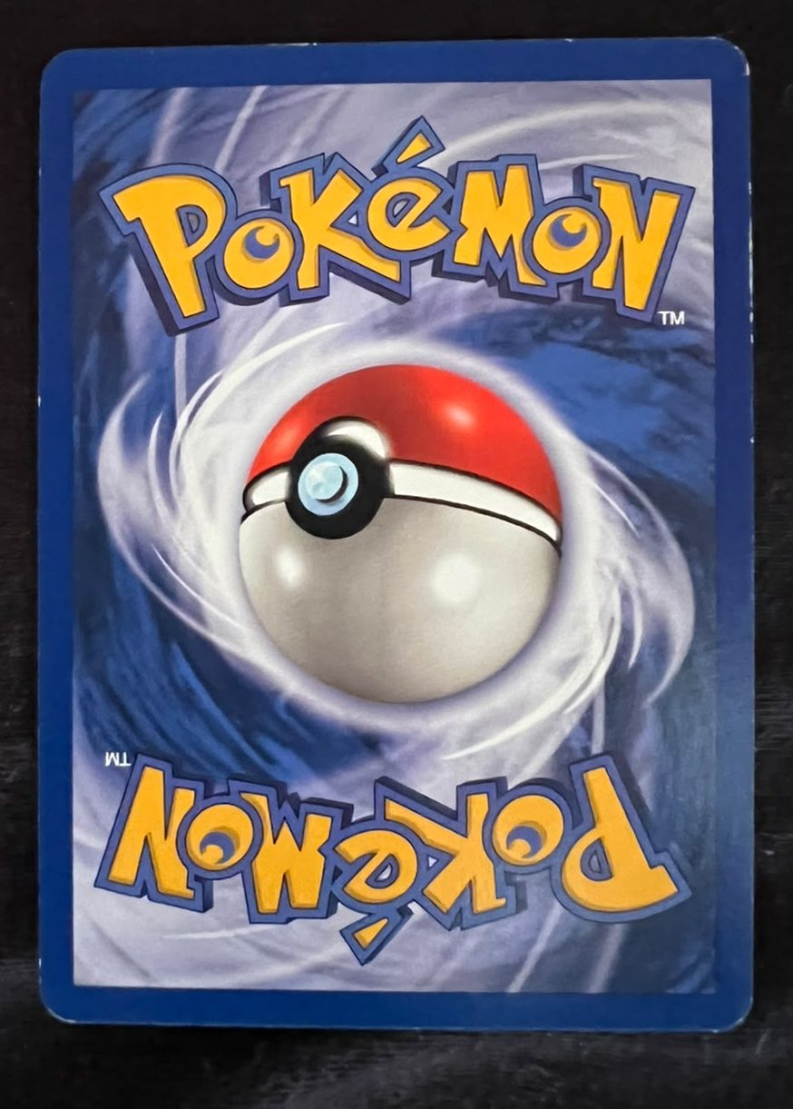 Dark Vileplume, verso da carta