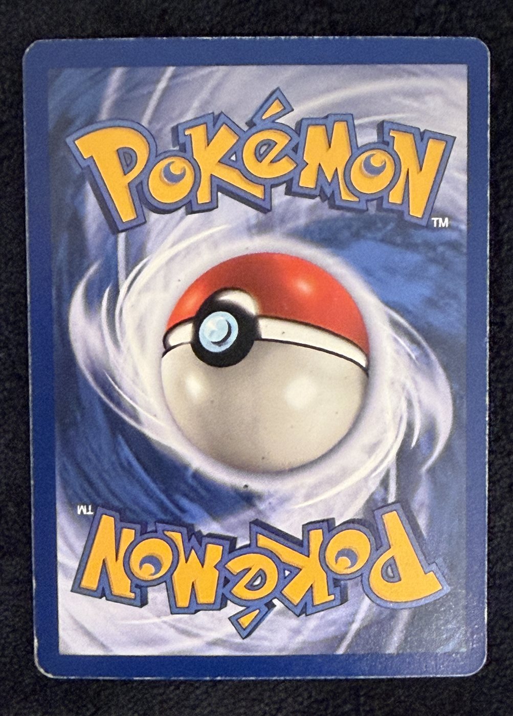 Dragonite, verso da carta