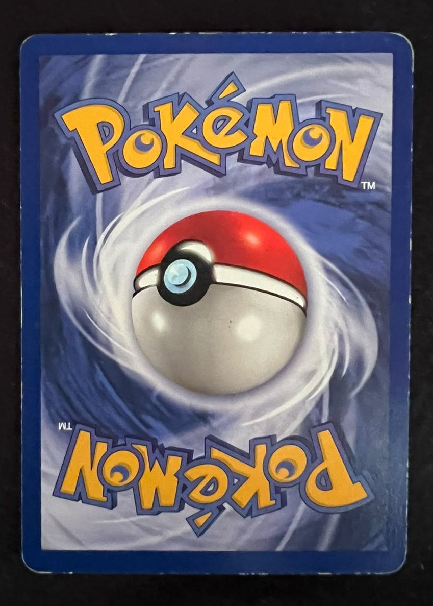 Kabutops, verso da carta