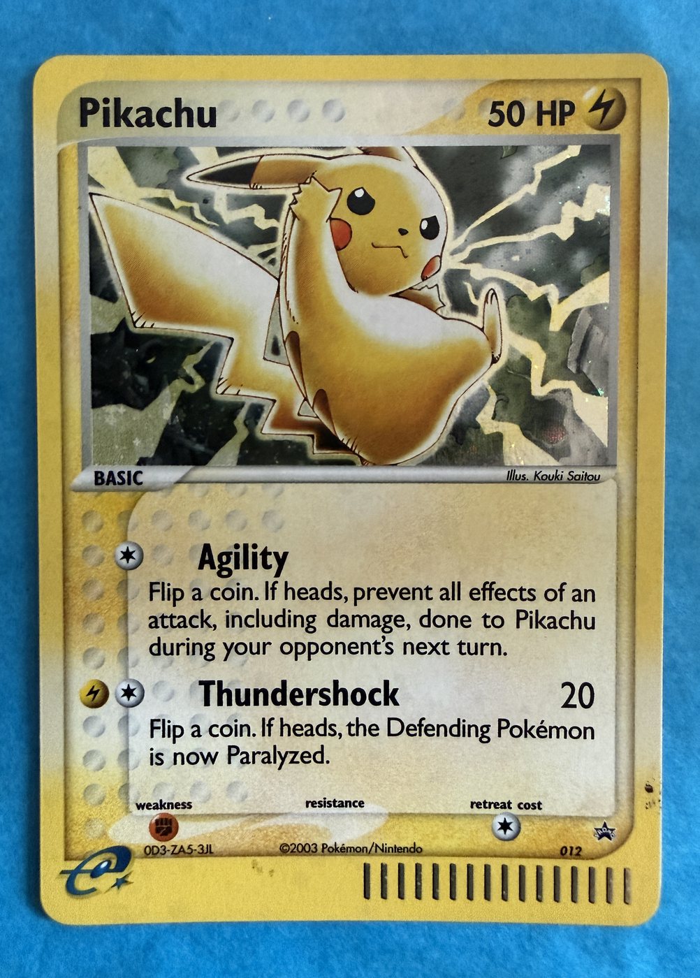 Pikachu, frente da carta