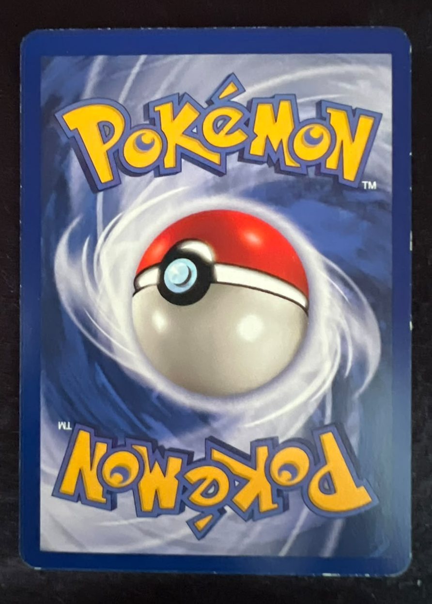 Zapdos, verso da carta